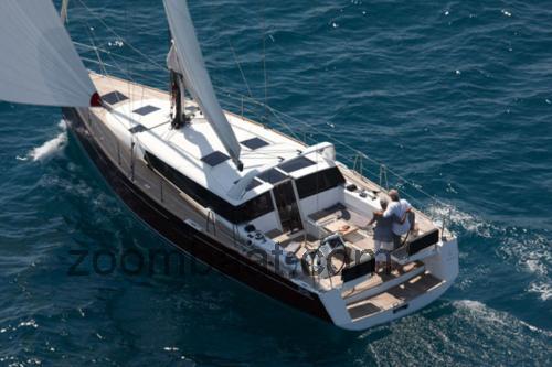Beneteau Sense 43 Spesifikasjoner og anmeldelser